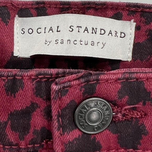 Social Standard Women's Animal Print Mid Rise Skinny Burgundy Denim Jeans Size 8 - Picture 9 of 12